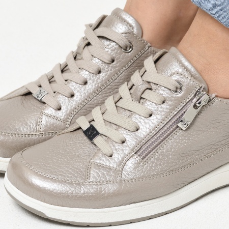 Кроссовки женские CAPRICE