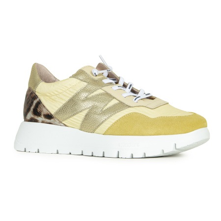 Кроссовки женские WONDERS