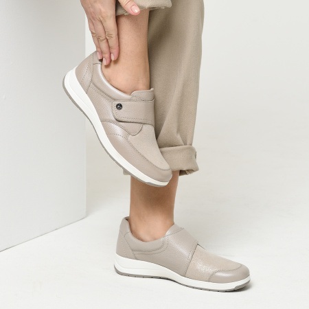 Полуботинки женские CAPRICE