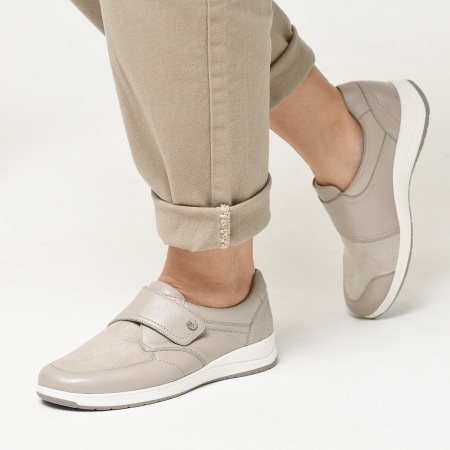 Полуботинки женские CAPRICE