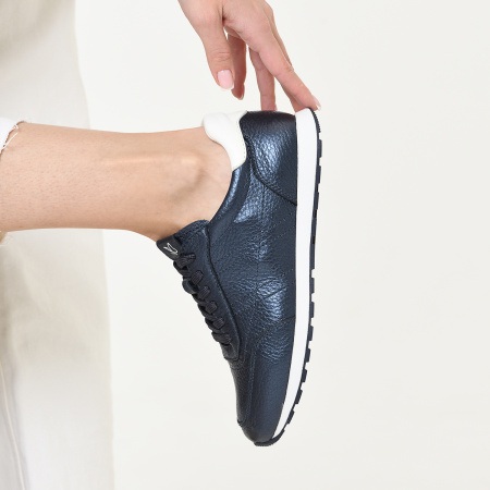 Кроссовки женские CAPRICE