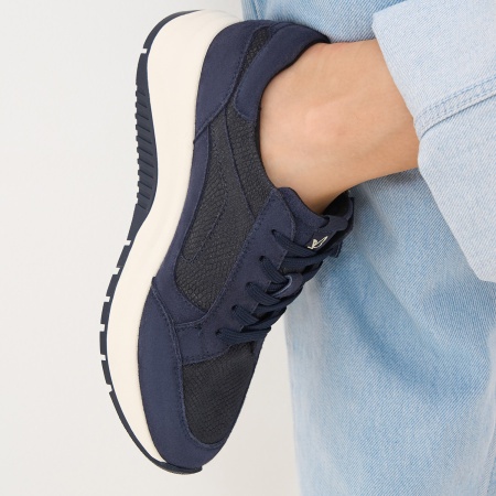 Кроссовки женские CAPRICE