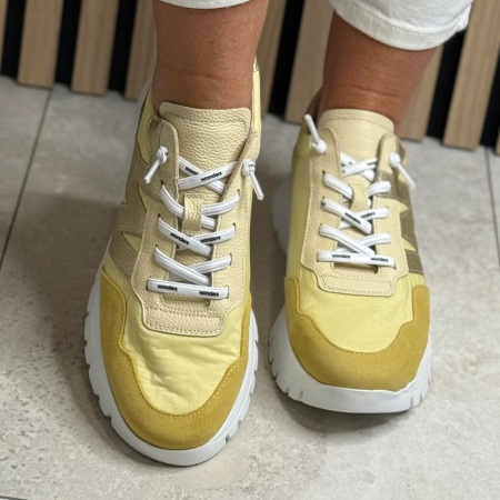 Кроссовки женские WONDERS