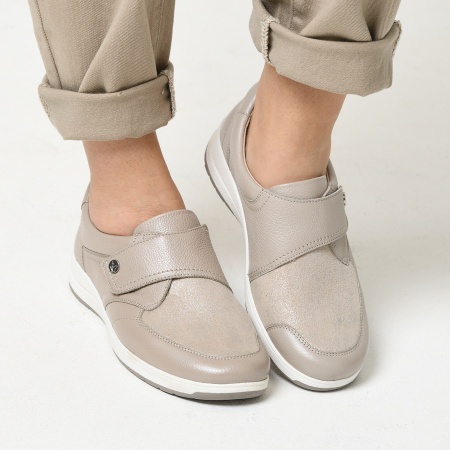 Полуботинки женские CAPRICE